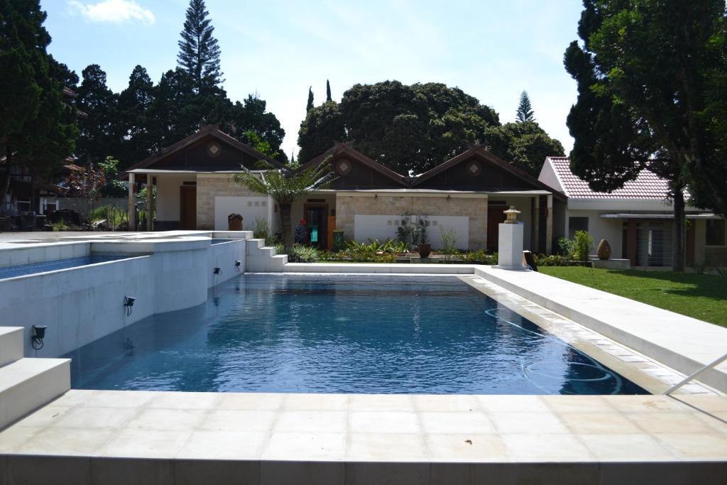 Dayang Sumbi Resort Bandung Exterior photo